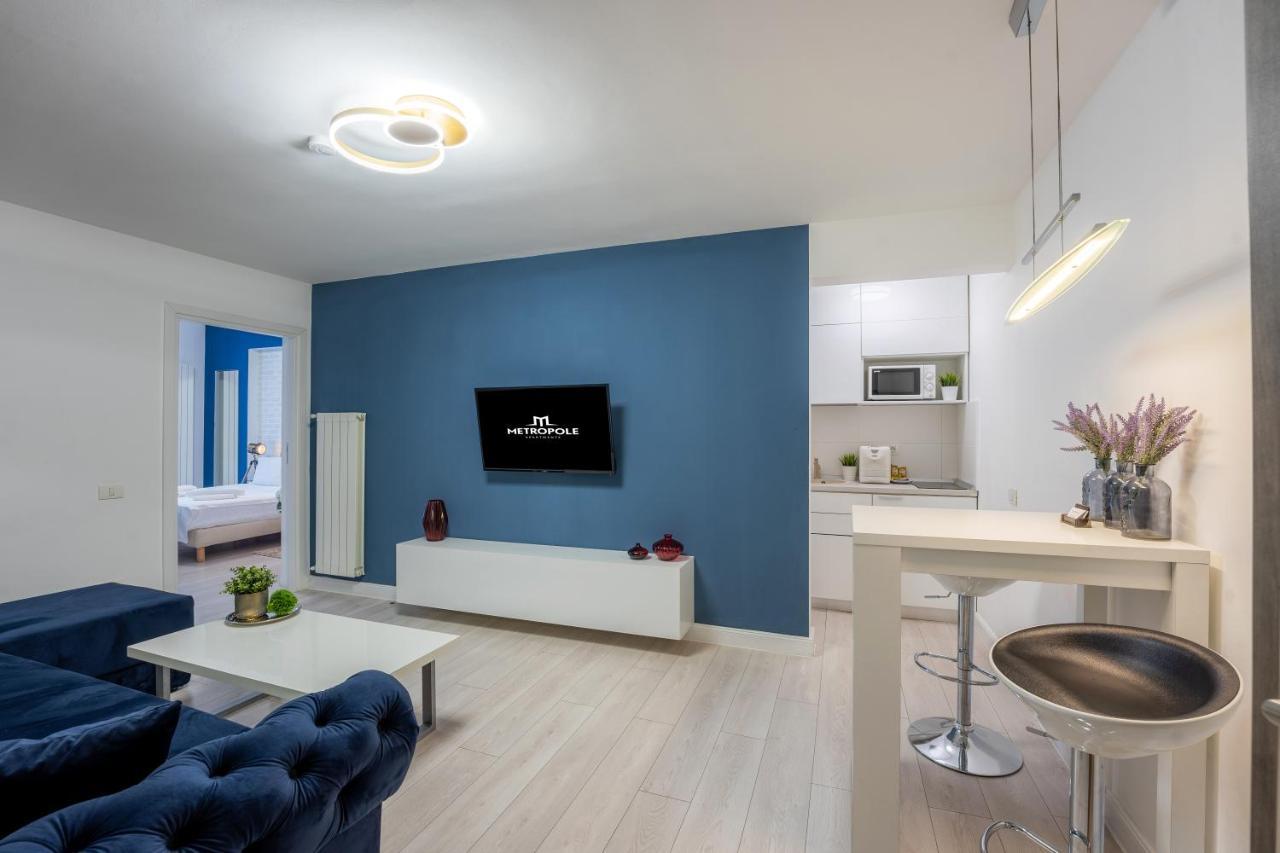 Metropole Apartments - Old City Bucureşti Ngoại thất bức ảnh