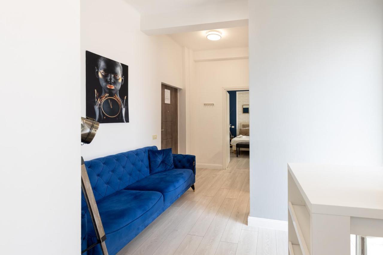 Metropole Apartments - Old City Bucureşti Ngoại thất bức ảnh