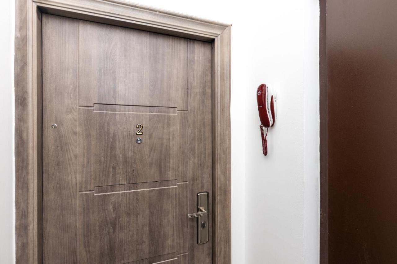 Metropole Apartments - Old City Bucureşti Ngoại thất bức ảnh